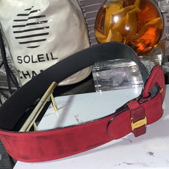 Authentic Ferragamo Belt - Picture 8 of 8